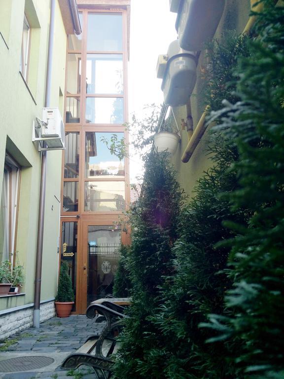Lucas 10 Apartments Клуж-Напока Экстерьер фото